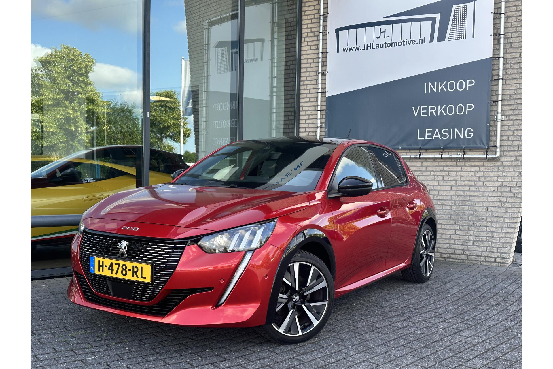 Peugeot 208 1.2 PureTech GT-Line*ACC*PANO*CARPLAY*ECC*CAM*LED*